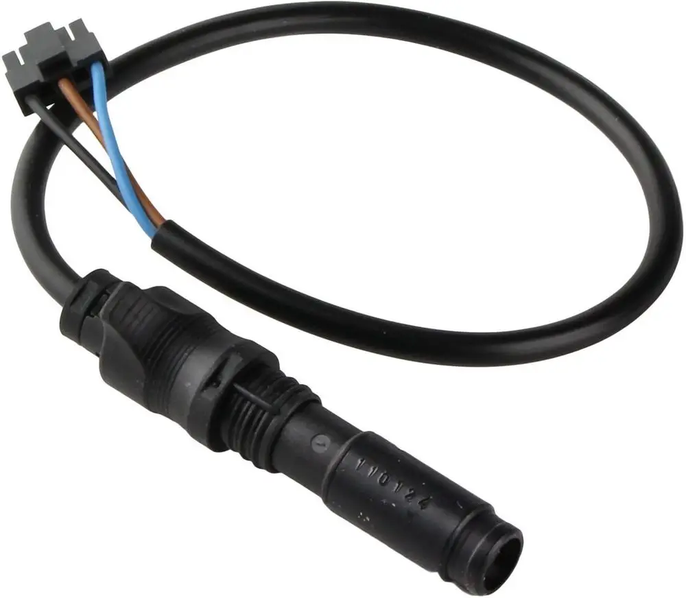 Kabel mit Stecker und Verbindungsteil, typischerweise für Heizungs- oder Regelungssysteme, hergestellt von Bosch. Farblich gekennzeichnete Drähte sind sichtbar.